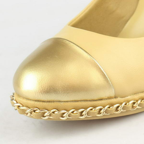 Chanel Golden Chain Sheepskin Pumps Apricot