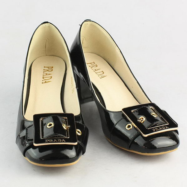 Prada Patent Leather Pump PD076 Black