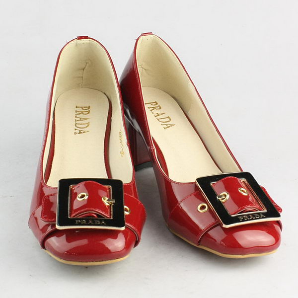 Prada Patent Leather Pump PD076 Red