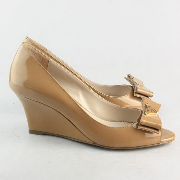 Prada Patent Leather Wedge PD093 Brown