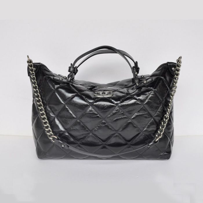 Chanel Clafskin Borsa in pelle nera 68011