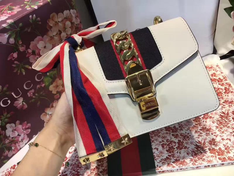 GUCCI Sylvie 431666 19cm Borse