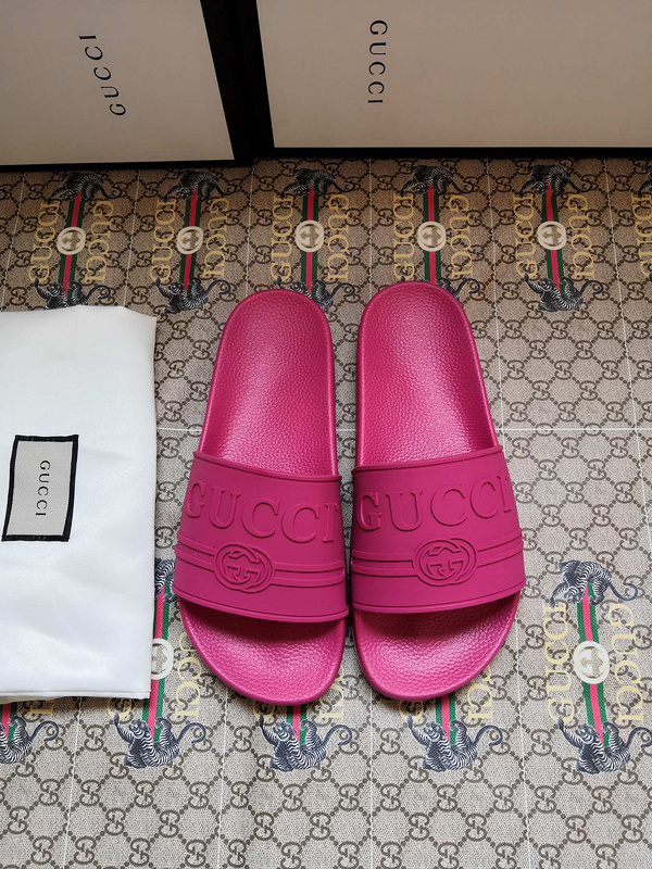 Gucci Slippers Men 069