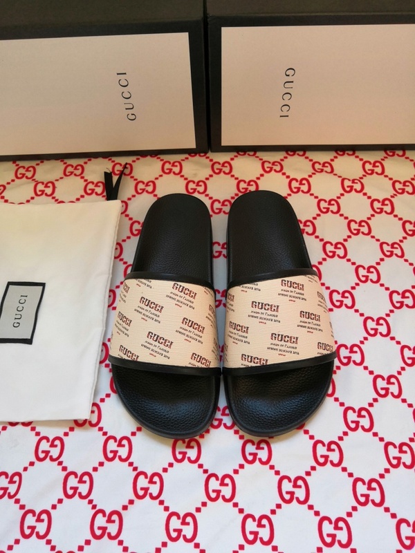 Gucci Slippers Men 077