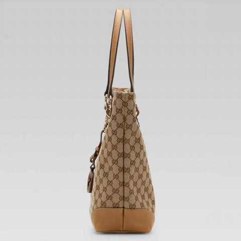 Charm Gucci Medium Tote 247237 nel Beige / Marrone chiaro