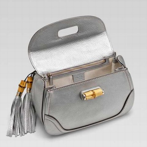 Bambù Gucci New Media Top Handle Bag 254884 in argento metallizz