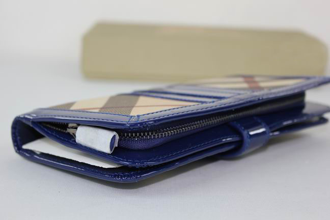 Burberry Grande Nova Check ID Wallet 34635776