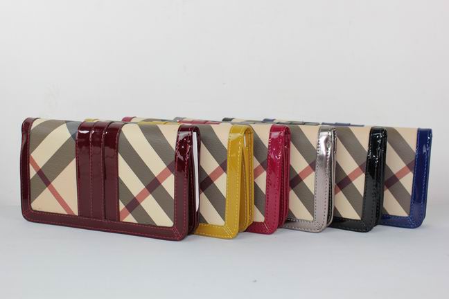 Burberry Grande Nova Check ID Wallet 34635776