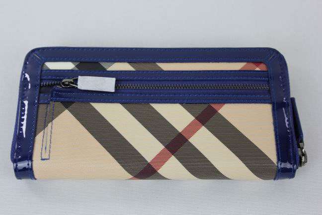 Burberry Grande Nova Check ID Wallet 34635787