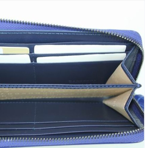 Burberry Grande Nova Check ID Wallet 34635787