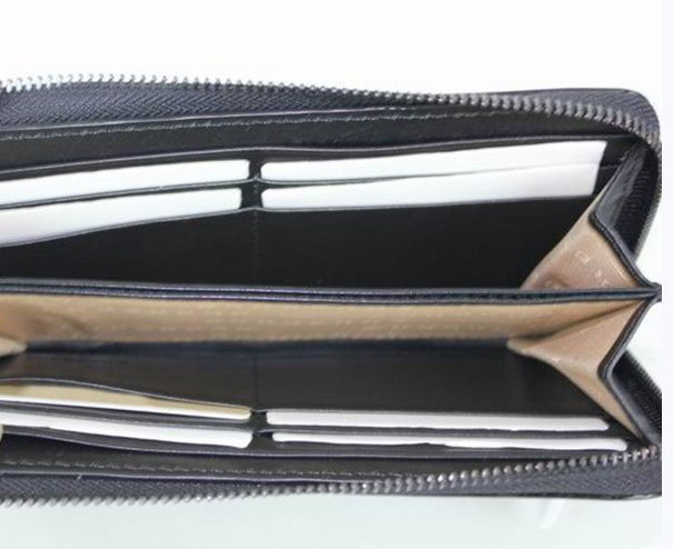 Burberry Grande Nova Check ID Wallet 34635789
