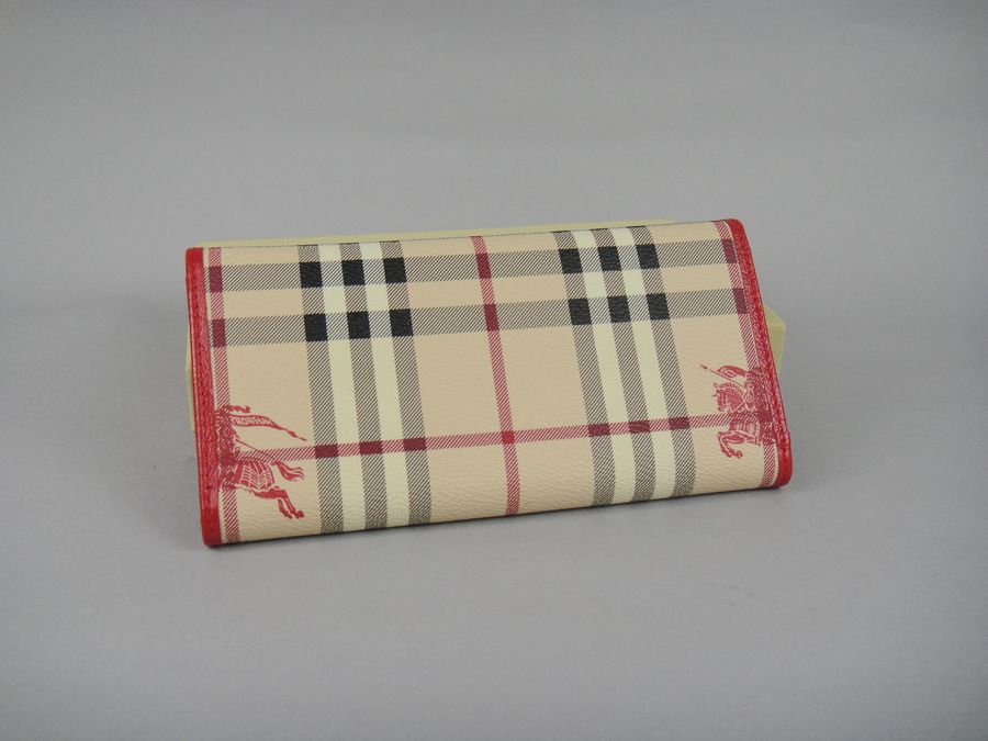 Burberry Grande Haymarket check Wallet 006