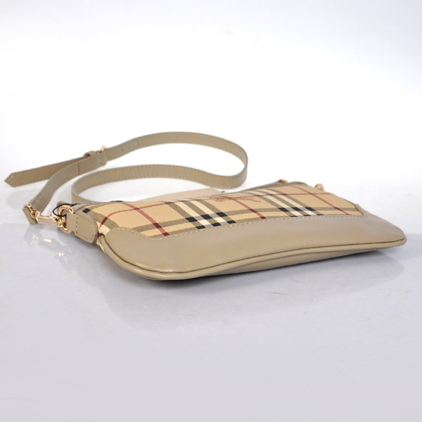 Burberry Haymarket Controllare Coated Canvas Clutch 37989712