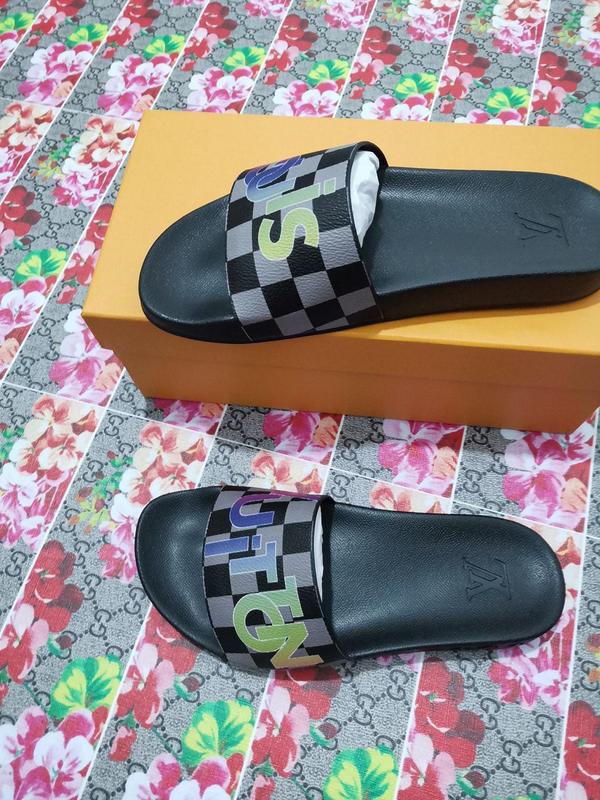 Louis Vuitton Uomo Slipper 0002