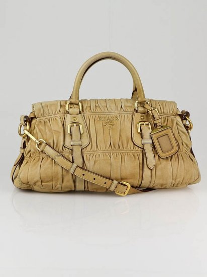 Beige Prada Nappa Gauffre increspato BN1407